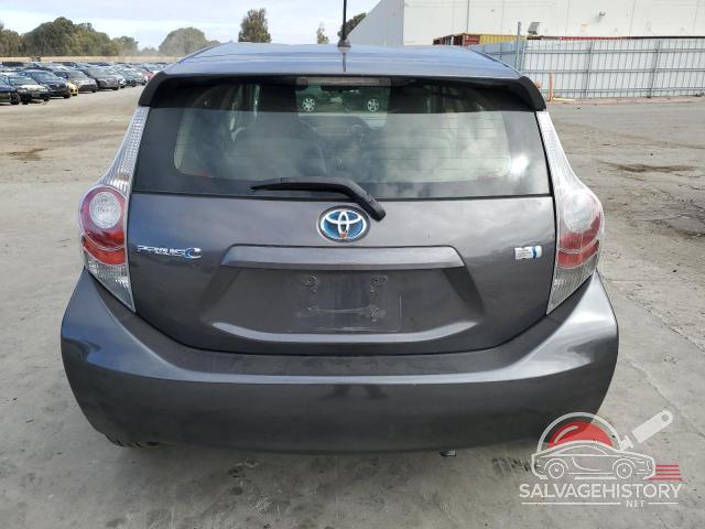 JTDKDTB35E1565173 2014 TOYOTA PRIUS photo no. 6