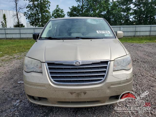 2A4RR8DX3AR414703 2010 CHRYSLER MINIVAN photo no. 5