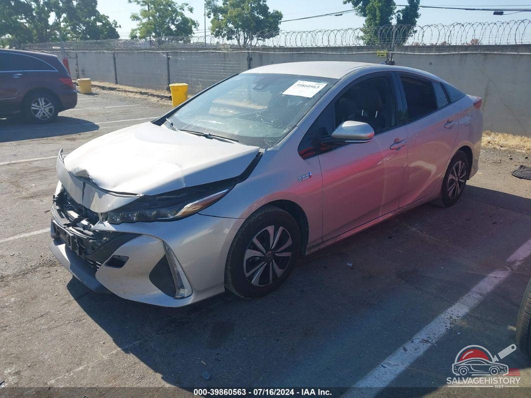 JTDKARFP9J3089792 2018 TOYOTA PRIUS PRIME photo no. 2