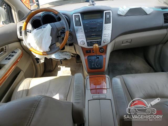 JTJHA31U240028307 2004 LEXUS RX330 photo no. 8