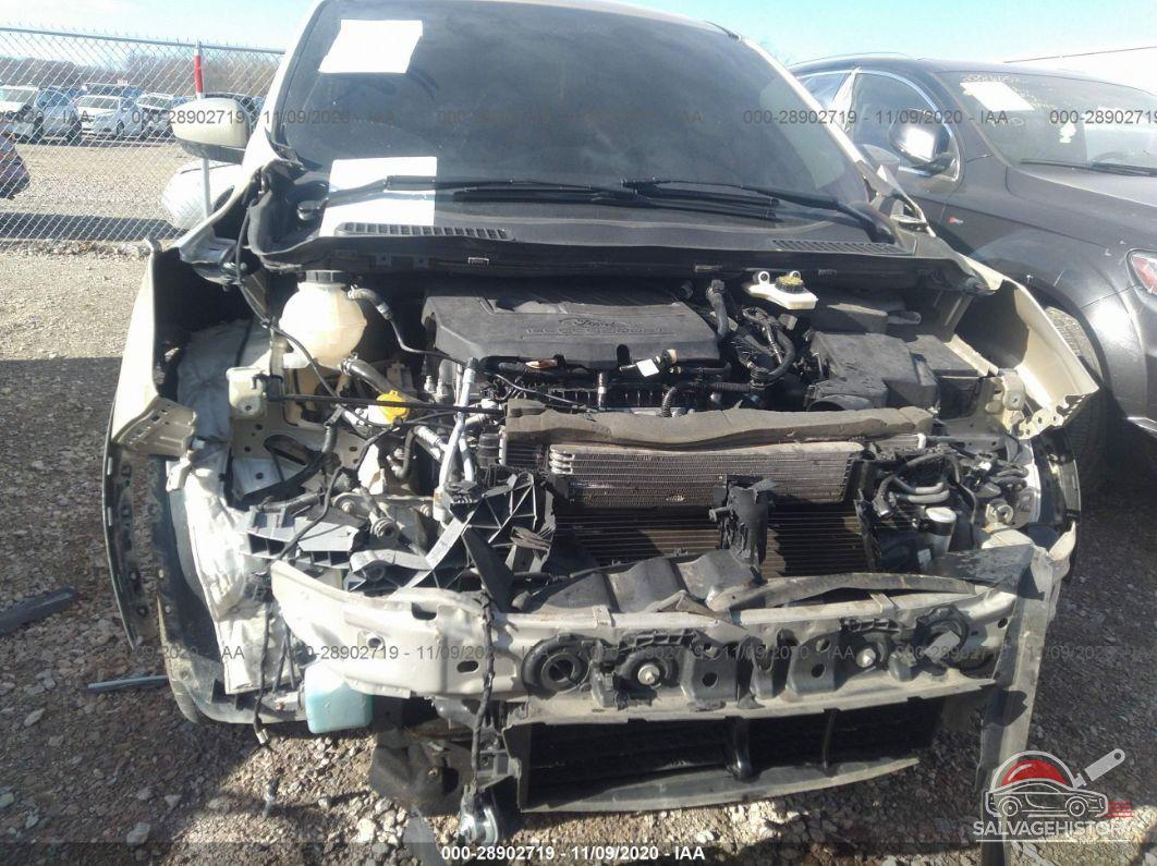 1FMCU9GD6HUC46081 2017 FORD ESCAPE photo no. 6