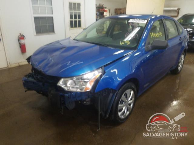 1FAHP3EN2AW285857 2010 FORD FOCUS photo no. 2
