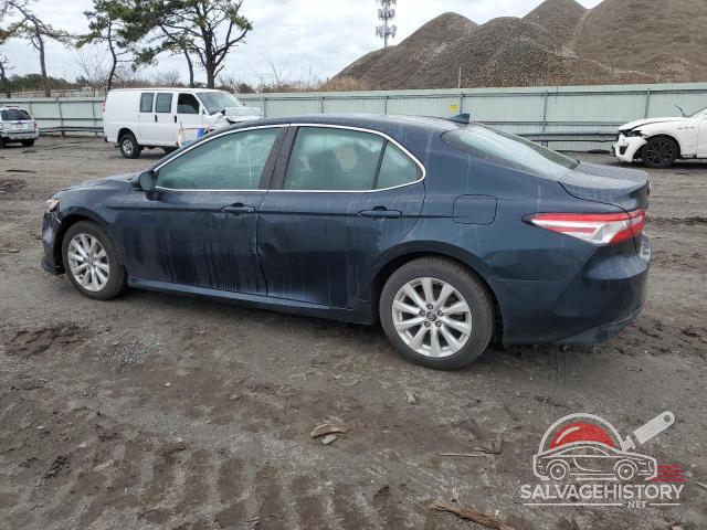 4T1C11AK1LU864807 2020 TOYOTA CAMRY photo no. 2
