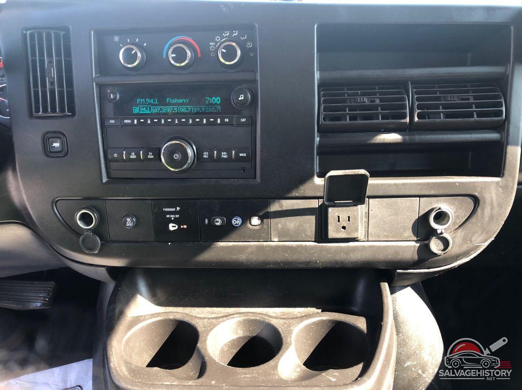 1GCWGAFP1J1336719 2018 CHEVROLET EXPRESS 2500 photo no. 6