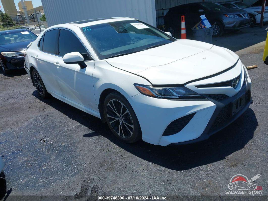 JTNB11HK0J3009813 2018 TOYOTA CAMRY photo no. 3