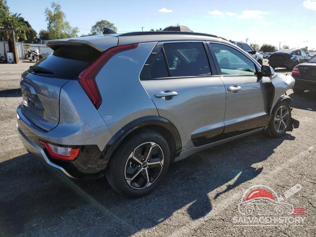 KNDCT3LEXP5050222 2023 KIA NIRO SX photo no. 3