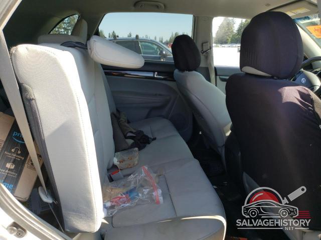 5XYKTDA20CG245936 2012 KIA SORENTO photo no. 11