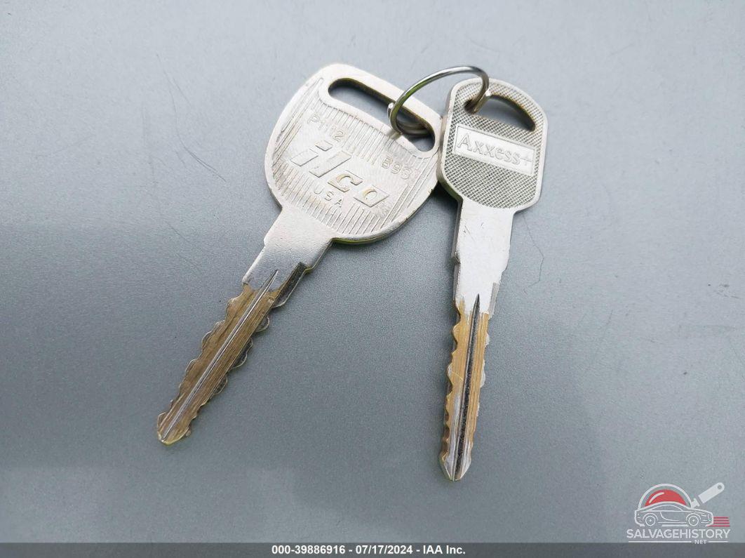 1G8ZG1272WZ159426 1998 SATURN SC2 photo no. 11
