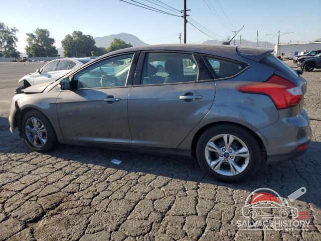 1FADP3K26DL103348 2013 FORD FOCUS photo no. 2