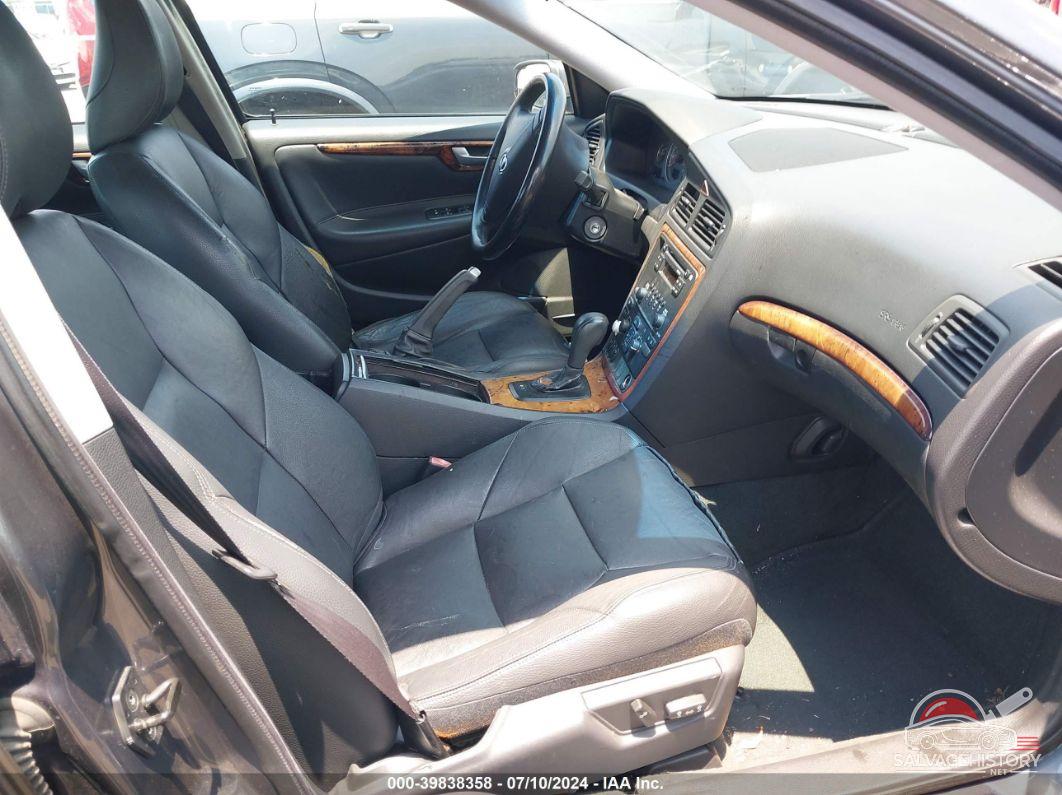 YV1RS592552467584 2005 VOLVO S60 photo no. 5