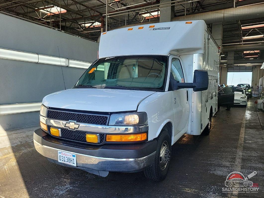 1GB3G2BG9B1121156 2011 CHEVROLET EXPRESS CUTAWAY photo no. 4
