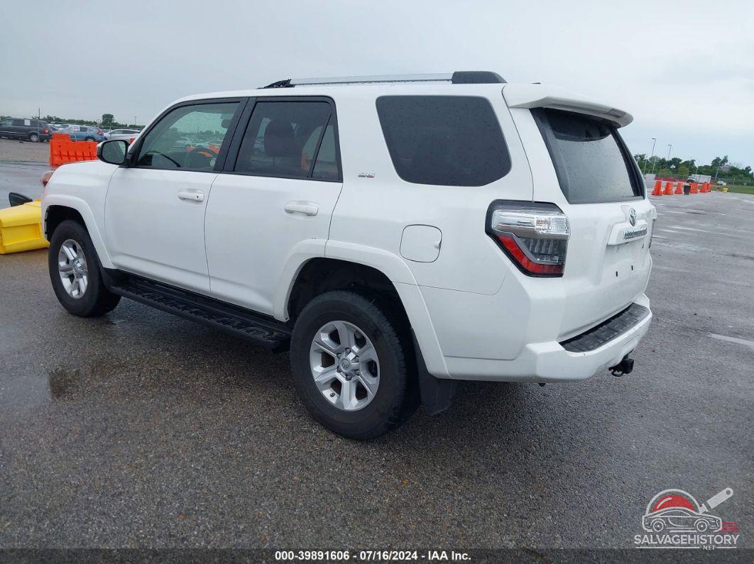 JTEMU5JR1M5923589 2021 TOYOTA 4RUNNER photo no. 3