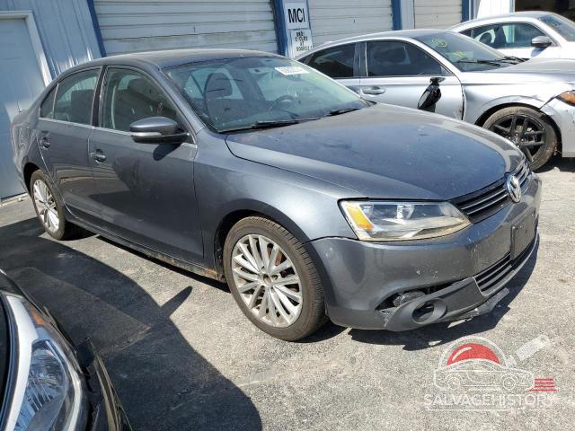 3VWLZ7AJ8BM340271 2011 VOLKSWAGEN JETTA photo no. 4