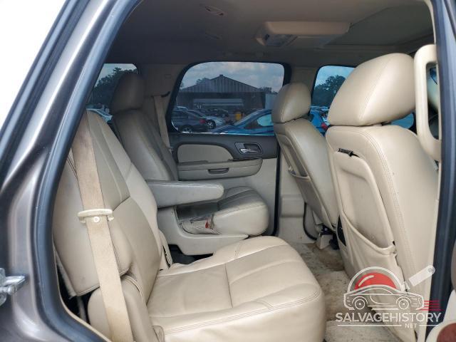 1GNSCBE09CR284532 2012 CHEVROLET TAHOE photo no. 10