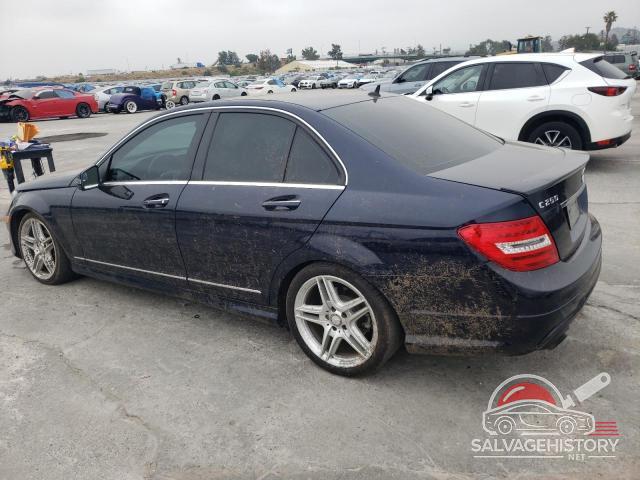 WDDGF4HB9DR277585 2013 MERCEDES-BENZ C-CLASS photo no. 2