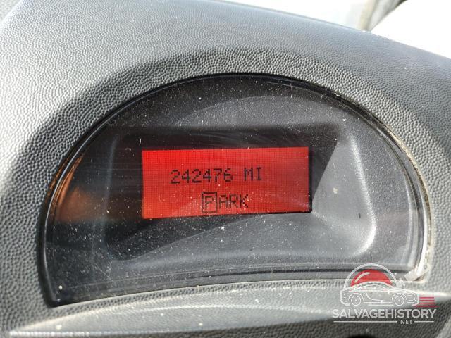 2G2WP522751134439 2005 PONTIAC GRANDPRIX photo no. 9