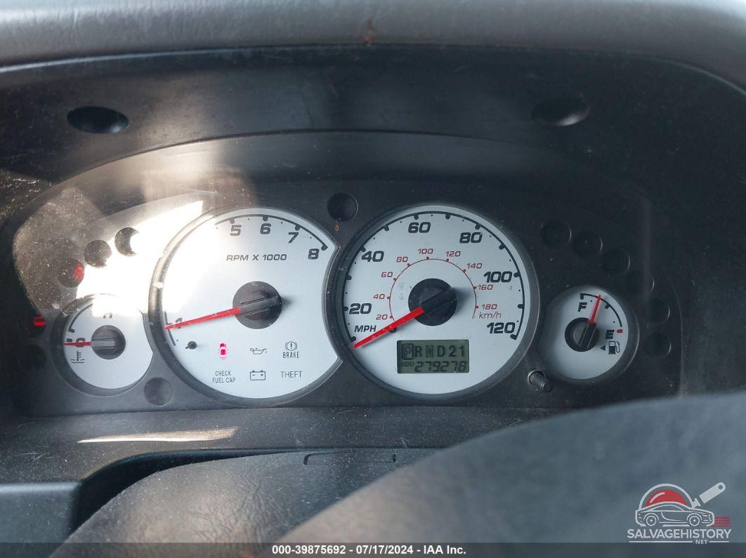 1FMYU04182KD99804 2002 FORD ESCAPE photo no. 7