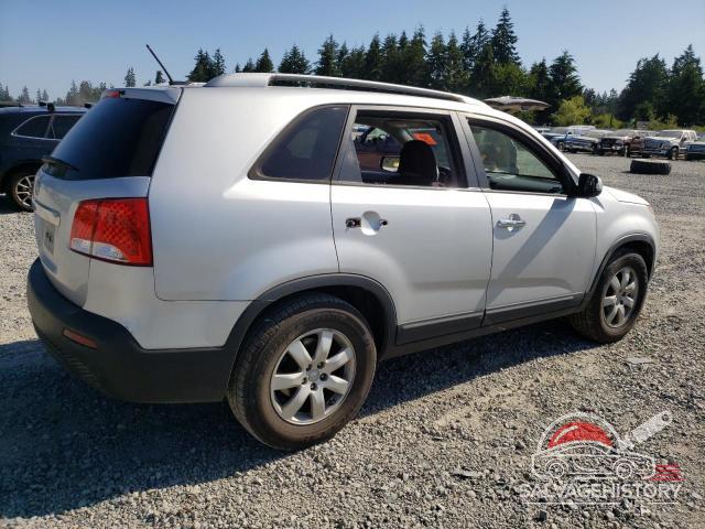 5XYKTDA20CG245936 2012 KIA SORENTO photo no. 3