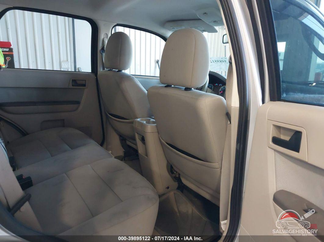 1FMCU9DG6AKC35114 2010 FORD ESCAPE photo no. 8