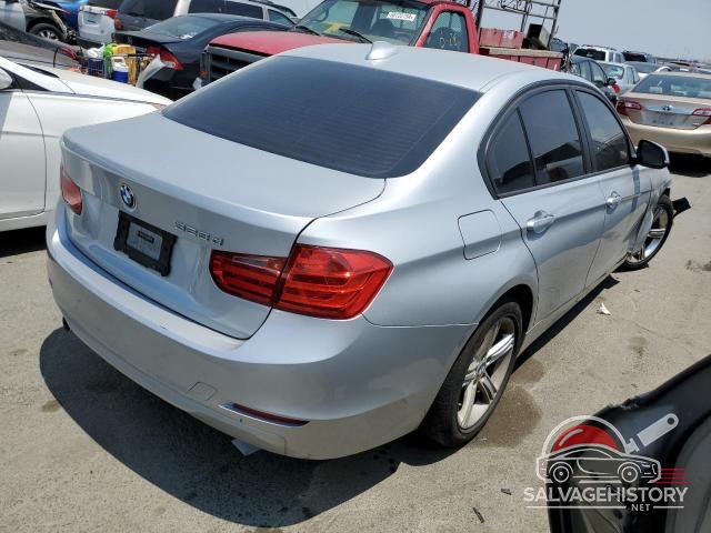 WBA3D3C56EK153176 2014 BMW 3 SERIES photo no. 3