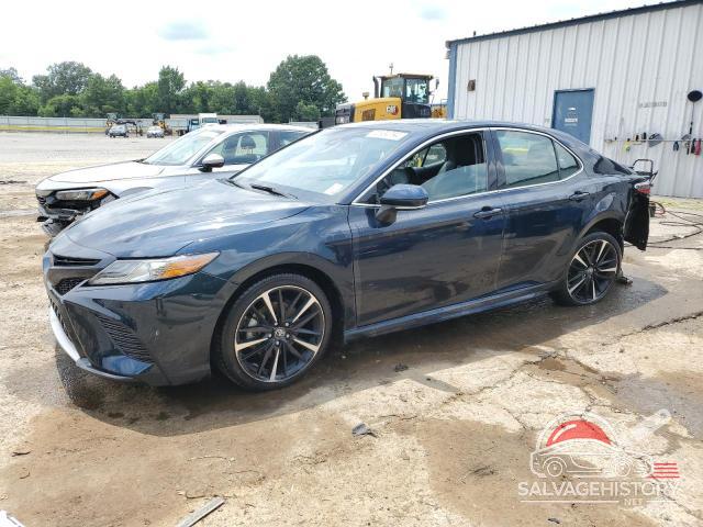 4T1B61HKXJU632349 2018 TOYOTA CAMRY photo no. 1