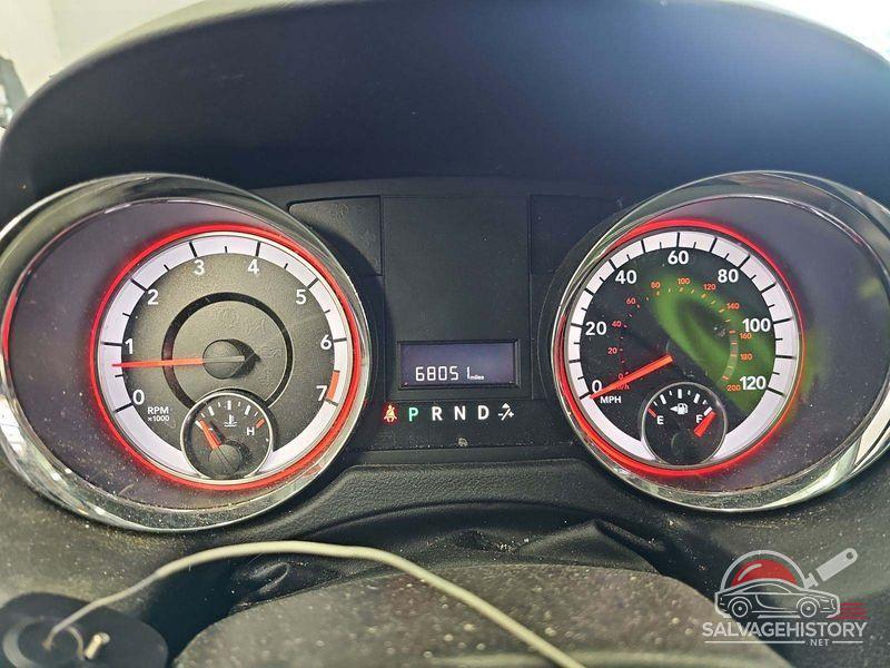 2C4RDGBG5KR787874 2019 DODGE GRAND CARAVAN photo no. 2