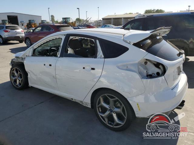 1FADP3L9XJL282971 2018 FORD FOCUS photo no. 2