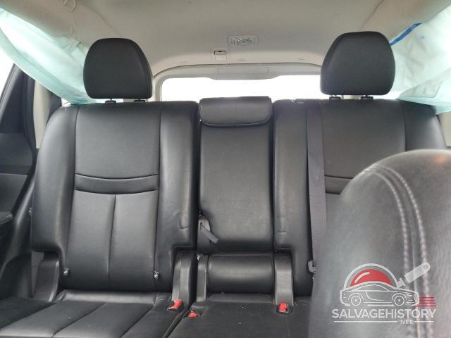 JN8AT2MT3JW488827 2018 NISSAN ROGUE photo no. 10