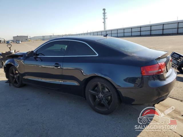 WAULFAFR0AA029465 2010 AUDI A5 photo no. 2