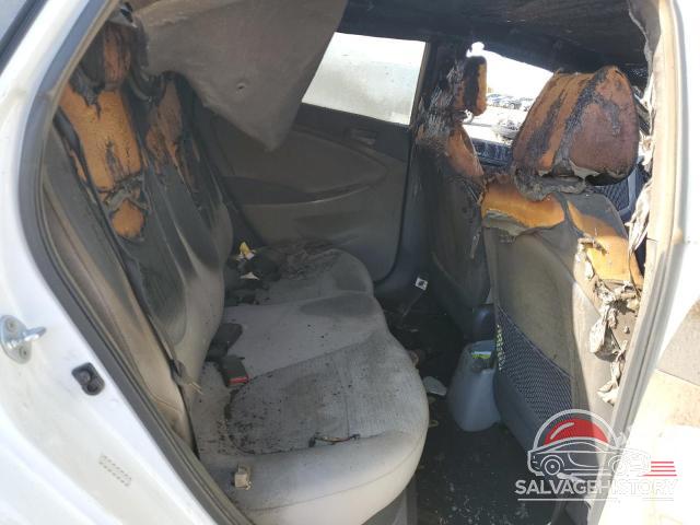 KMHCT4AE2GU094063 2016 HYUNDAI ACCENT photo no. 10