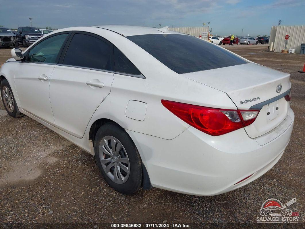 5NPEB4AC8CH455847 2012 HYUNDAI SONATA photo no. 3