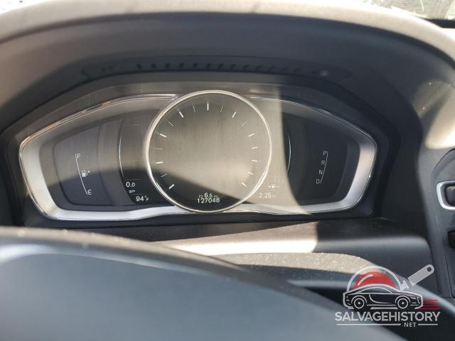YV440MDK9G2847020 2016 VOLVO XC60 photo no. 9