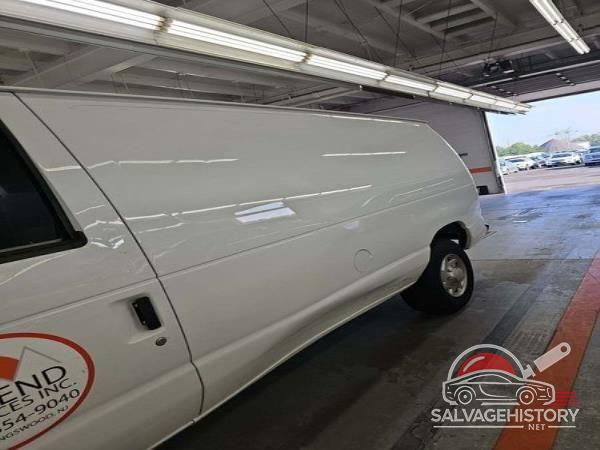 1FTNE2EW0EDA42779 2014 FORD E-250 photo no. 9