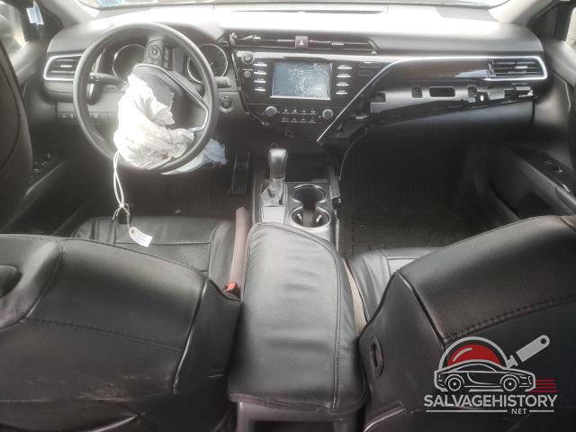 4T1B11HK9JU577388 2018 TOYOTA CAMRY photo no. 8