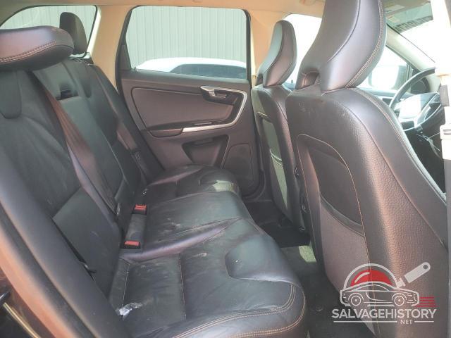 YV4902DZ6D2453395 2013 VOLVO XC60 photo no. 10
