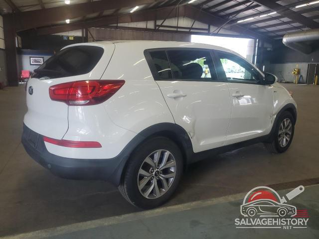 KNDPBCAC9G7853226 2016 KIA SPORTAGE photo no. 3