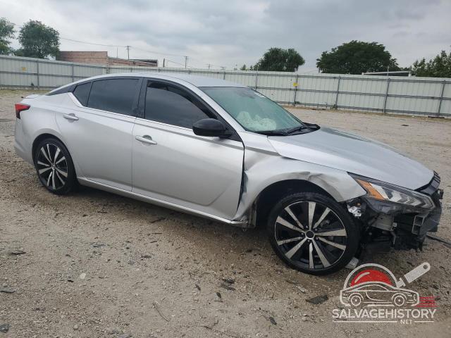 1N4BL4CVXNN355286 2022 NISSAN ALTIMA photo no. 4