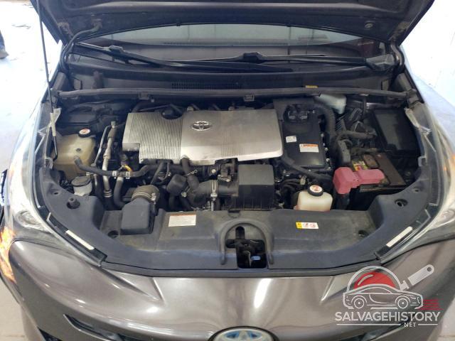 JTDKARFU6J3553126 2018 TOYOTA PRIUS photo no. 11