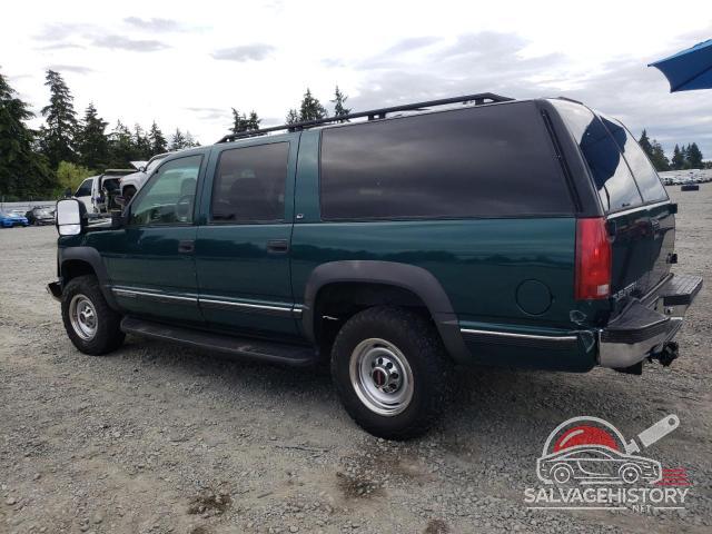 3GKGK26R9XG553220 1999 GMC SUBURBAN photo no. 2