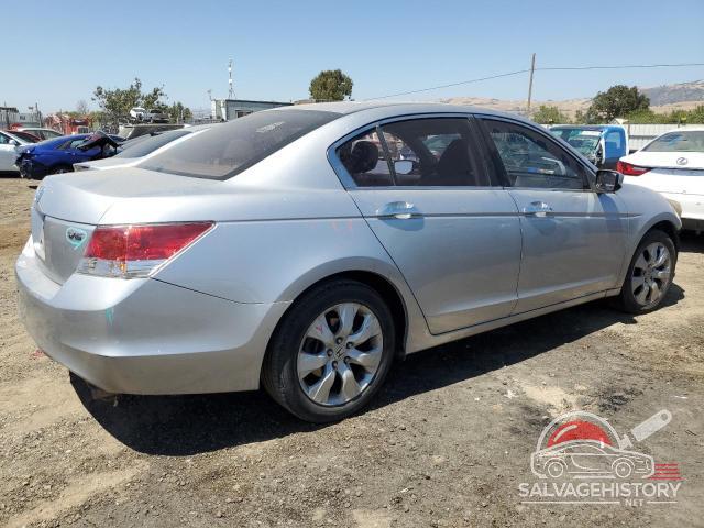 1HGCP3F73AA028077 2010 HONDA ACCORD photo no. 3