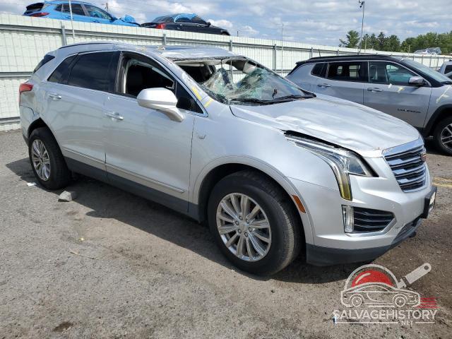 1GYKNBRS0HZ181855 2017 CADILLAC XT5 photo no. 4