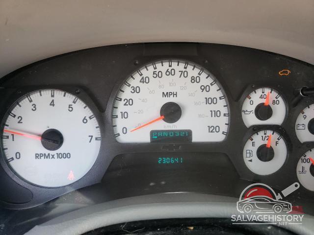 1GNDT13SX52120838 2005 CHEVROLET TRAILBLZR photo no. 9