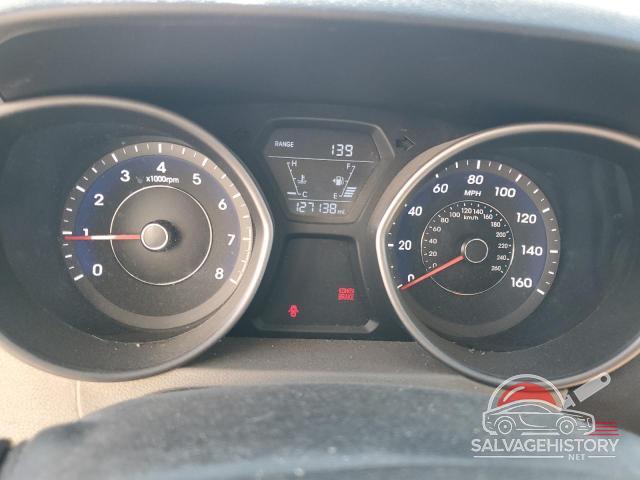 5NPDH4AE2FH597997 2015 HYUNDAI ELANTRA photo no. 9