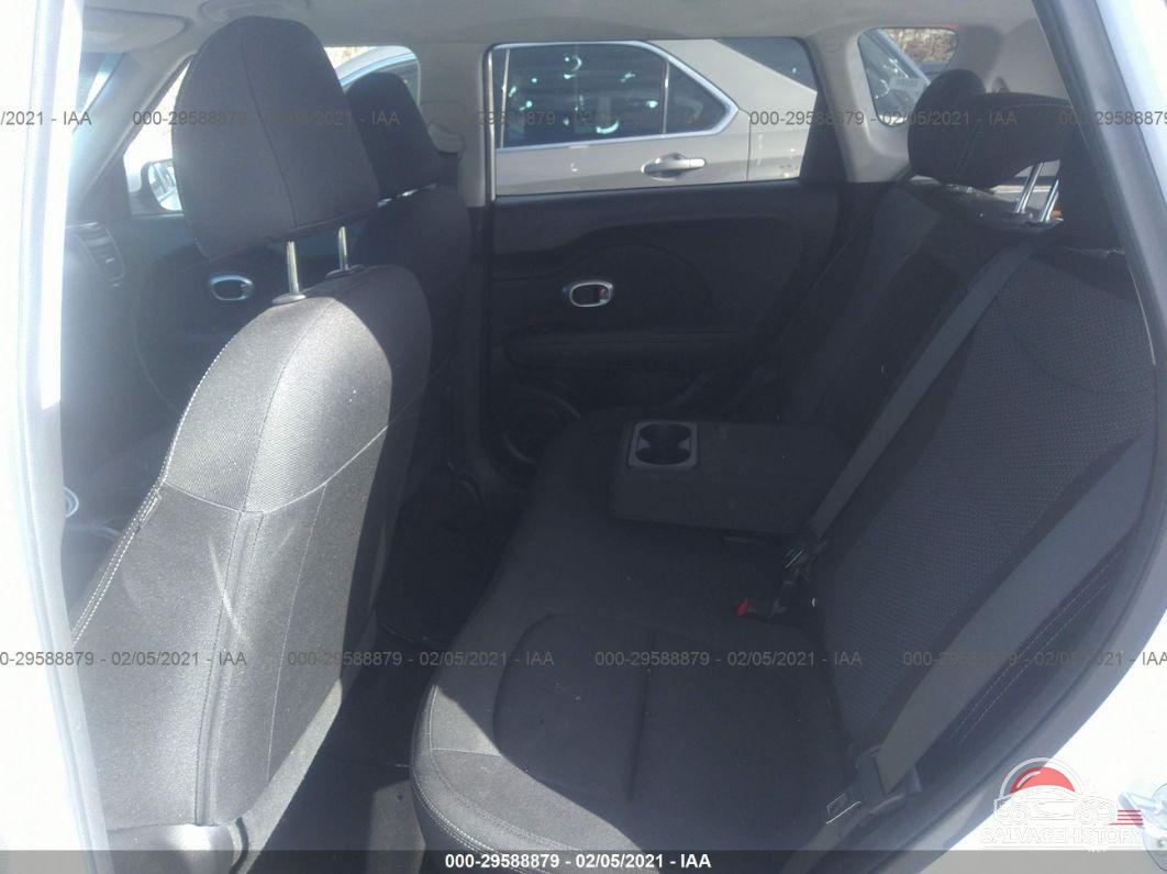 KNDJP3A53K7918184 2019 KIA SOUL photo no. 8