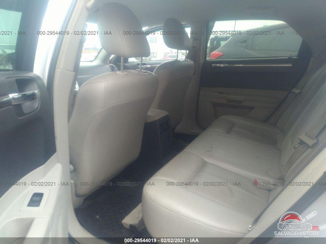 2C3JA53G25H561668 2005 CHRYSLER 300 photo no. 8