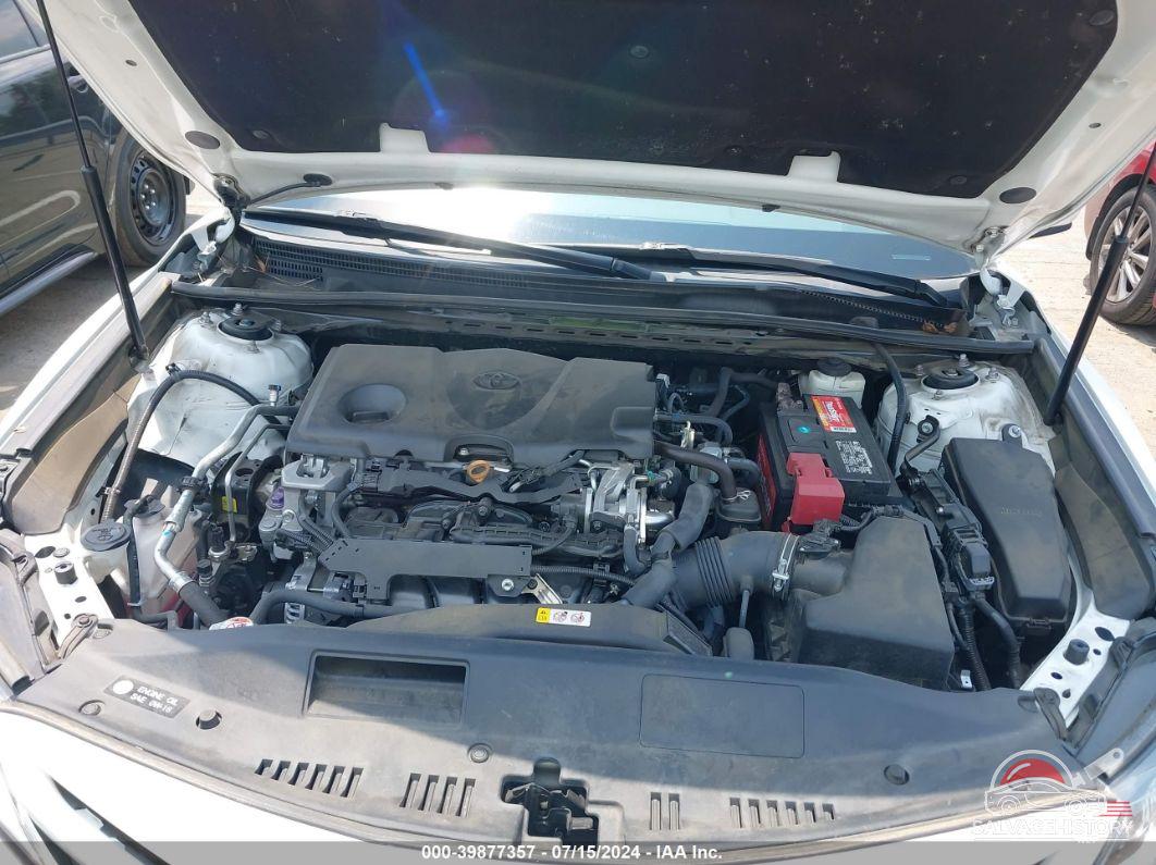 4T1B11HK6JU661779 2018 TOYOTA CAMRY photo no. 10