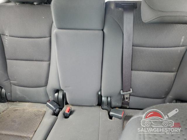 5XYKT3A18BG178437 2011 KIA SORENTO photo no. 10