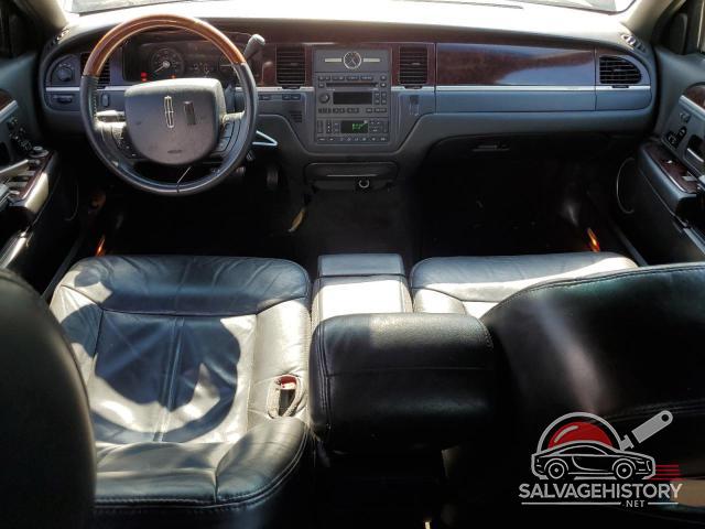 2LNBL8CVXBX764508 2011 LINCOLN TOWNCAR photo no. 8