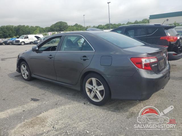4T1BF1FK4EU469500 2014 TOYOTA CAMRY photo no. 2