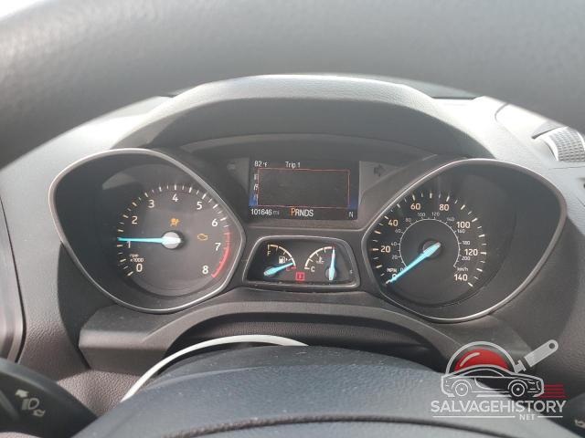 1FMCU0GD1HUA48262 2017 FORD ESCAPE photo no. 9